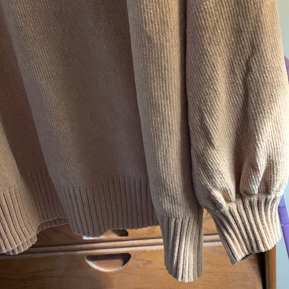 Brand new Kim Gravel soft sweater Never worn more thann - Picture 2 of 4